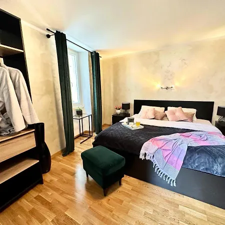Romeo Apartment *
