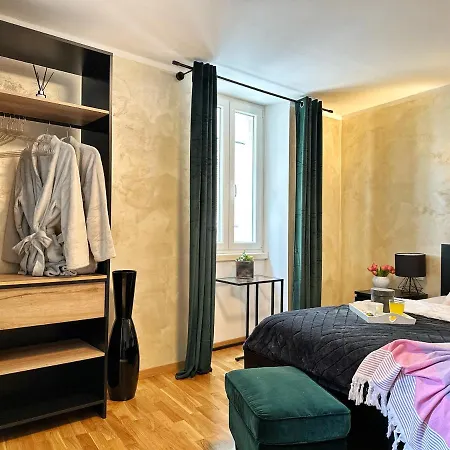 Romeo Apartment